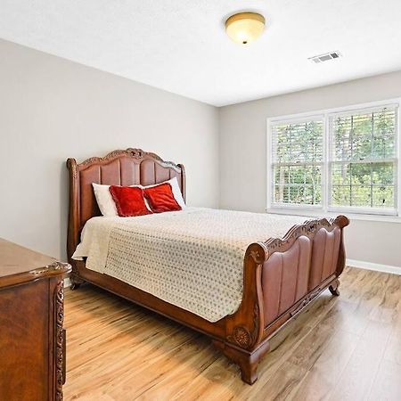לורנסוויל Lovely 5Bed, 3-Fullbath ! 5Min To Free Way I-85 מראה חיצוני תמונה
