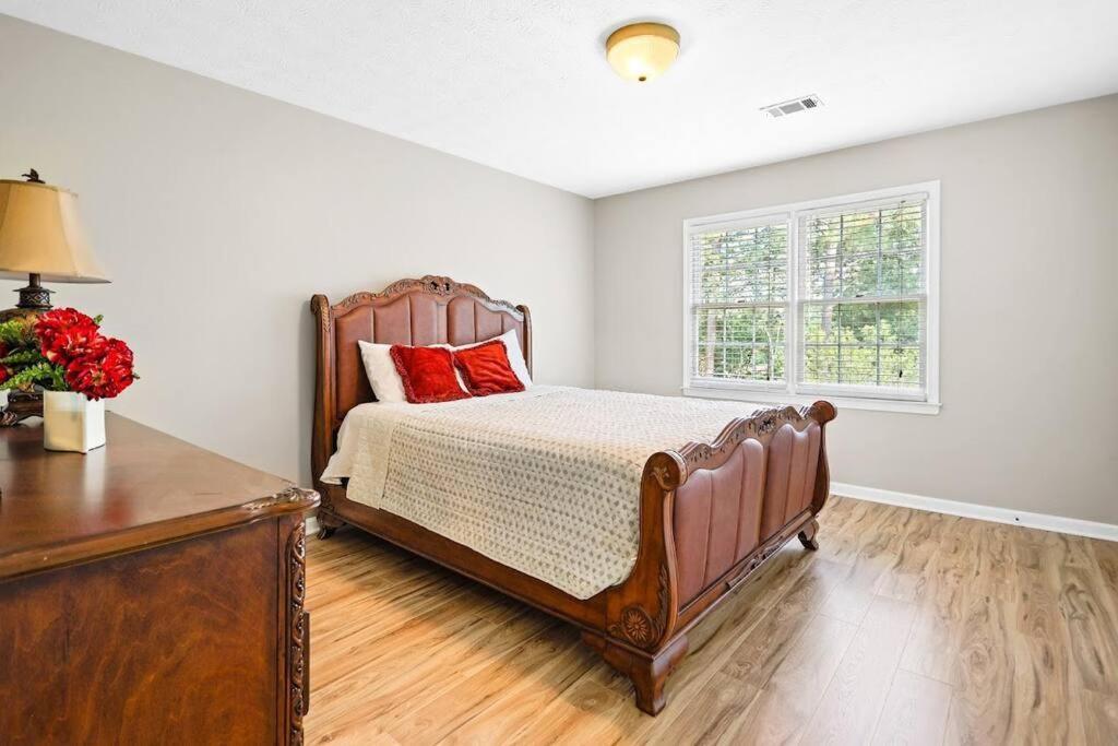 לורנסוויל Lovely 5Bed, 3-Fullbath ! 5Min To Free Way I-85 מראה חיצוני תמונה