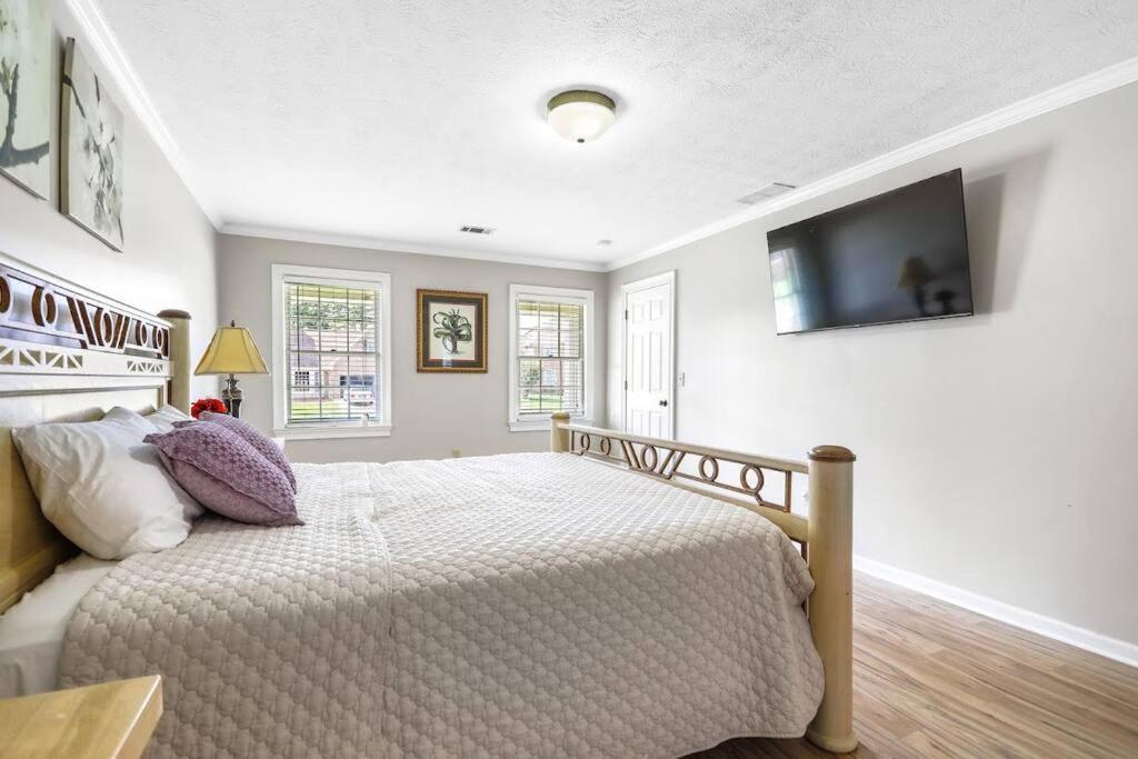 לורנסוויל Lovely 5Bed, 3-Fullbath ! 5Min To Free Way I-85 מראה חיצוני תמונה